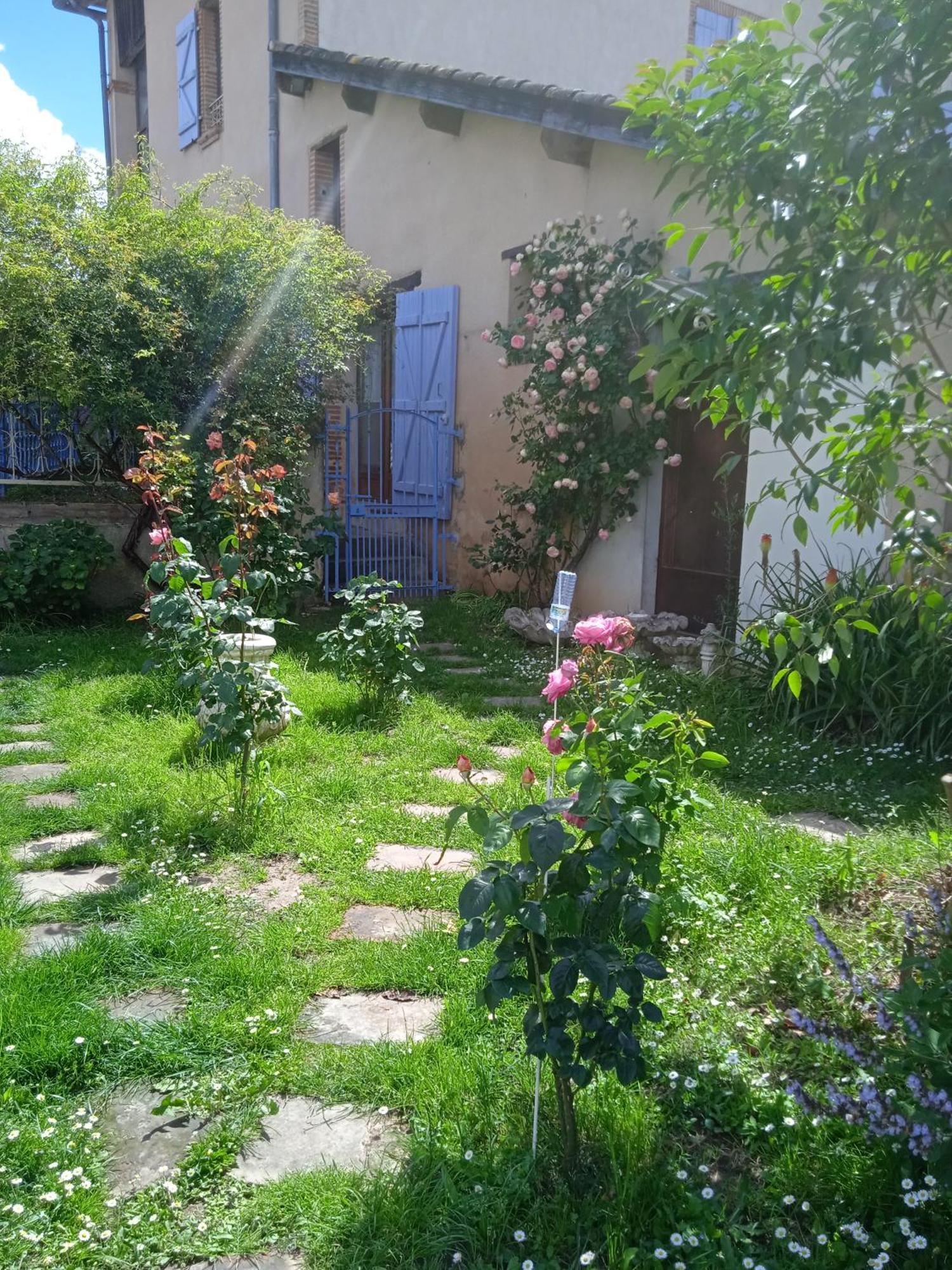 Studio La Roseraie Avec Jardin Privatif Proche Centre Ville Moissac Εξωτερικό φωτογραφία